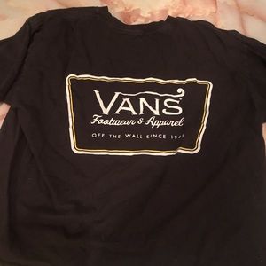 Cropped vans tee